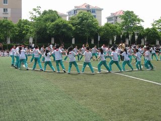 揭露應屆生大量輟學的原因