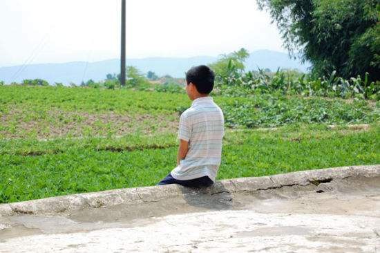 全國現有農村留守兒童較2016年下降22.7%