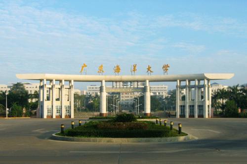 2019較好的二本醫科大學 有文科可以報考的嗎