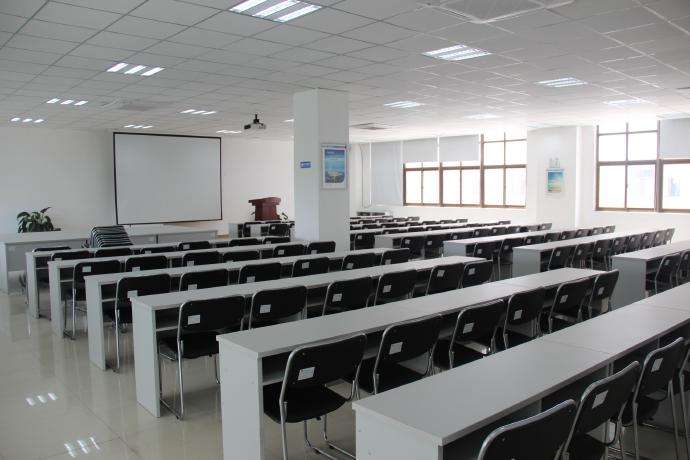 教育思考:教室里究竟有沒有所謂的“C位”?家長們都該來看看