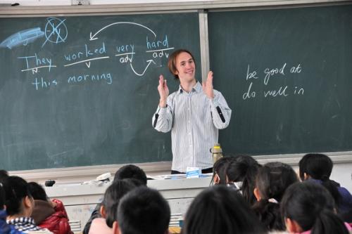 外教市場雷聲滾滾，行業正規化需社會輿論和監督