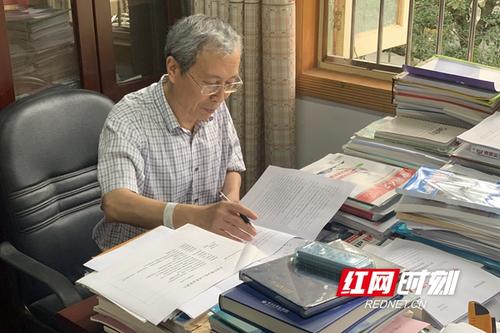 2019年全國教書育人楷模名單公布！有你身邊的老師嗎？