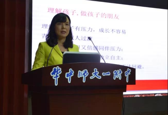 高考704分！2019高考狀元媽媽首次分享育兒秘訣（家長再忙也要看看）