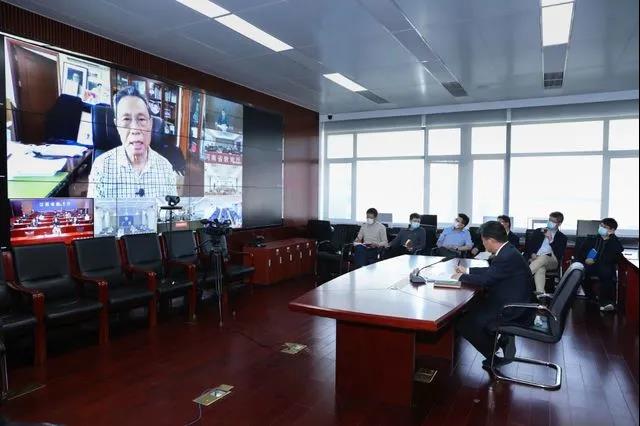 關(guān)于復(fù)課！在教育部的會上，鐘南山、李蘭娟、張文宏“同框”發(fā)聲....